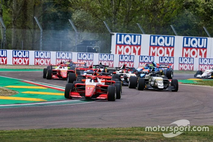 Salida: David Vidales, Prema, en cabeza