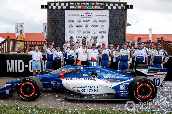 Alex Palou, Chip Ganassi Racing Honda, podio