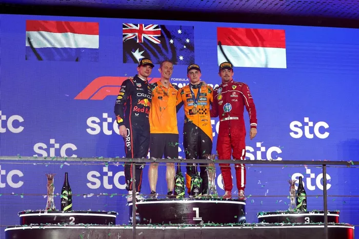 Charles Leclerc, Ferrari, Oscar Piastri, McLaren, Max Verstappen, Red Bull Racing