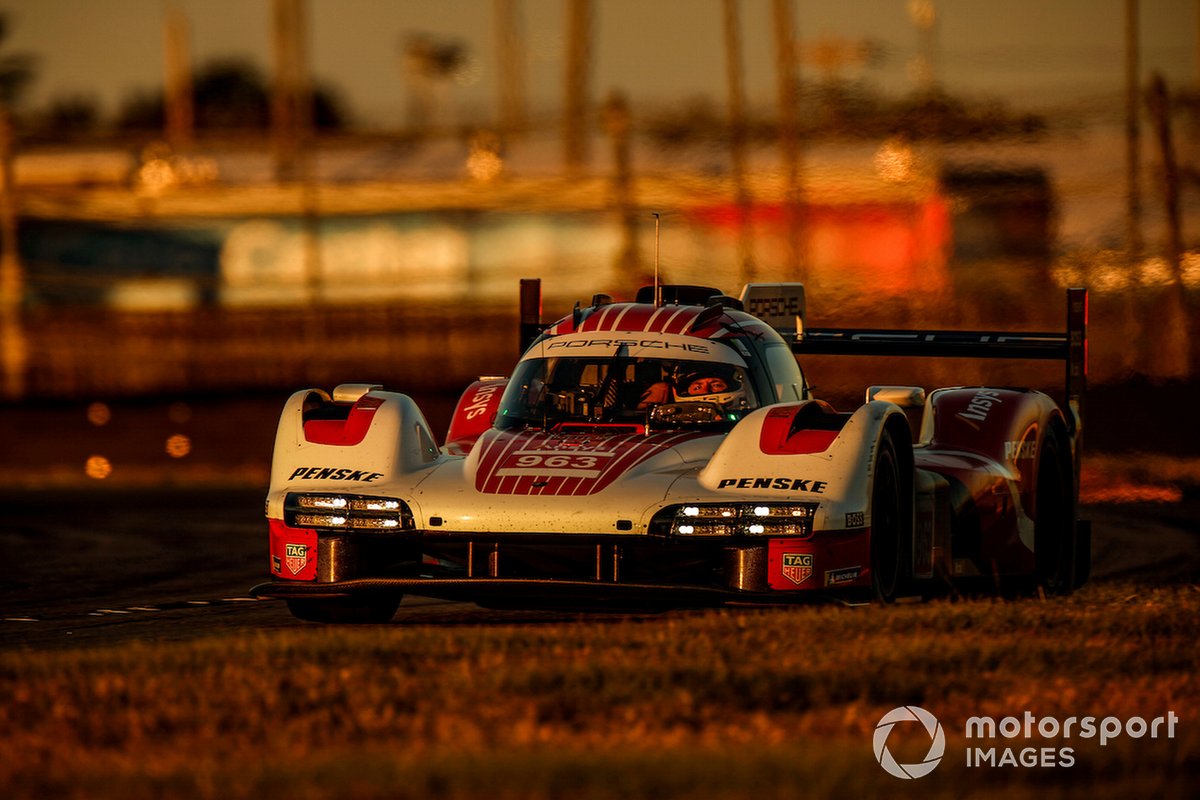 #963 Porsche Penske Motorsport, Porsche 963, GTP: Dane Cameron, Felipe Nasr, Matt Campbell