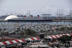 Queen Mary im Hafen von Long Beach