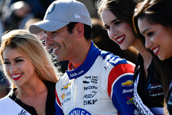 Polesitter Helio Castroneves, Team Penske Chevrolet