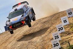 Thierry Neuville, Nicolas Gilsoul, Hyundai i20 WRC, Hyundai Motorsport