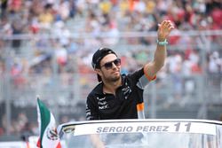 Sergio Perez, Force India, en el desfile de pilotos