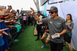 Fernando Alonso, McLaren en fans