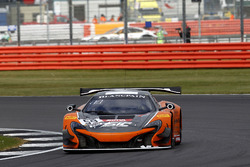 #59 Strakka Racing, McLaren 650 S GT3: Andrew Watson, Jazeman Jaafar, Dean Stoneman