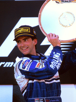 Подиум: победитель Дэймон Хилл, Williams Renault