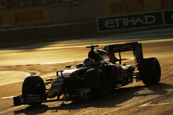 Daniil Kvyat, Scuderia Toro Rosso STR11