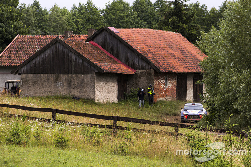 Thierry Neuville, Nicolas Gilsoul, Hyundai i20 WRC, Hyundai Motorsport
