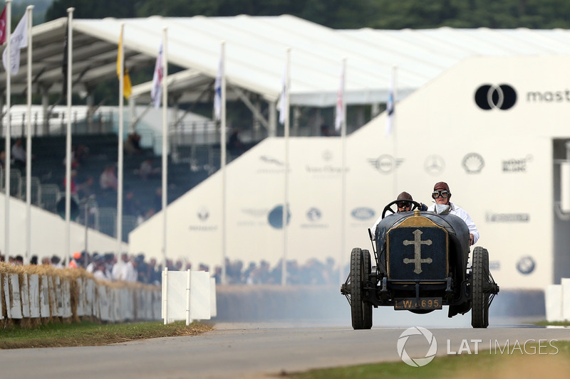 Goodwood Atmosphere