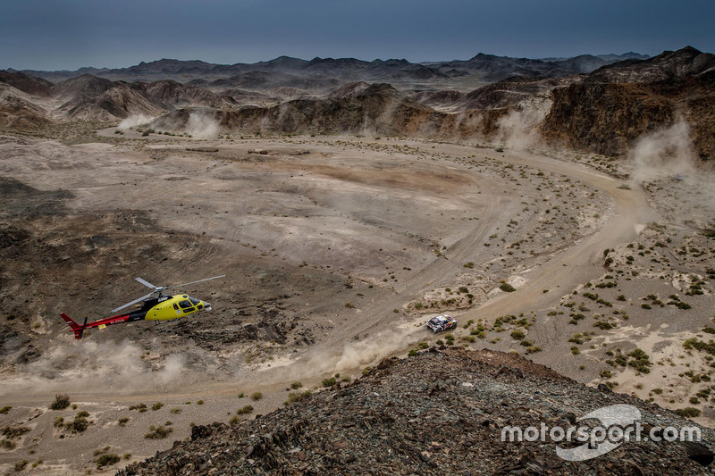 #106 Peugeot Sport Peugeot 3008 DKR: Stéphane Peterhansel, Jean-Paul Cottret