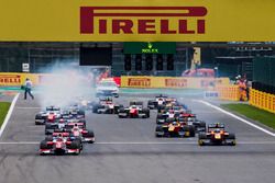 Start: Charles Leclerc, PREMA Powerteam op kop