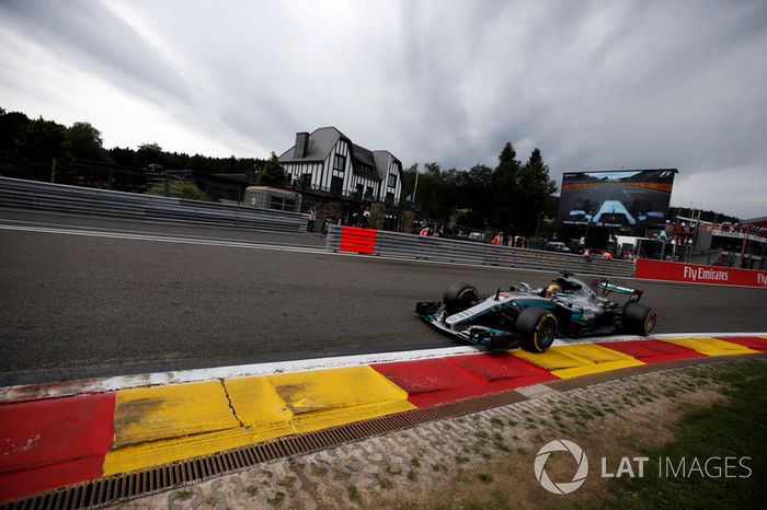 Lewis Hamilton, Mercedes-Benz F1 W08