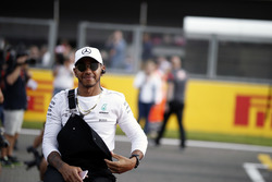 Fahrerparade: Lewis Hamilton, Mercedes AMG F1