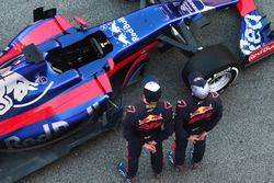 Daniil Kvyat, Carlos Sainz Jr., Scuderia Toro Rosso STR12