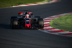 Kevin Magnussen, Haas VF-17