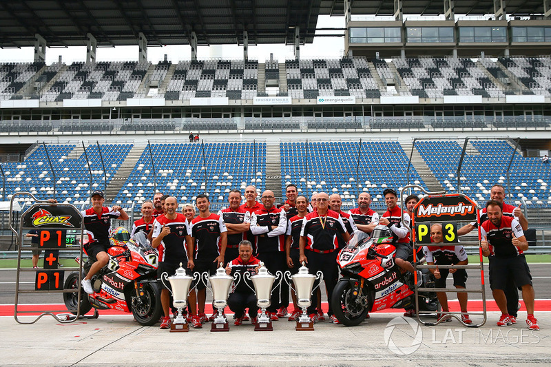 1. Chaz Davies, Ducati Team, 3. Marco Melandri, Ducati Team