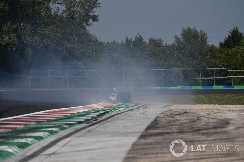 Santino Ferrucci, Haas F1 Team VF-17 spins