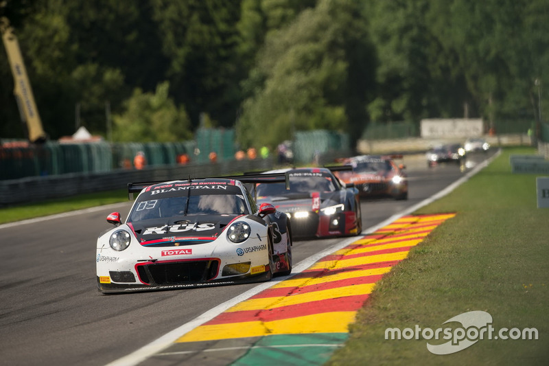 #117 KüS Team 75 Bernhard Porsche 991 GT3 R: Laurens Vanthoor, Kevin Estre, Michael Christensen