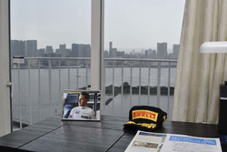 マクラーレン・ホンダ・スペシャルスイート/物書き机からも、お台場の絶景を一望
