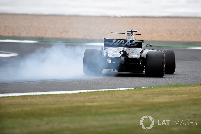 Romain Grosjean, Haas F1 Team VF-17, bloccaggio