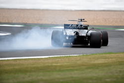 Romain Grosjean, Haas F1 Team VF-17, bloccaggio