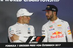 Press conference: third place Daniel Ricciardo, Red Bull Racing, race winner Valtteri Bottas, Merced