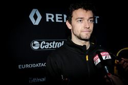 Jolyon Palmer, Renault Sport F1 Team RS17 met de media