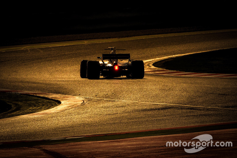 Mercredi : Romain Grosjean, Haas F1 Team VF-17