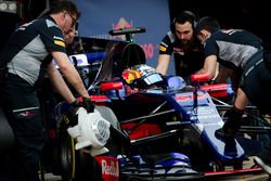 Карлос Сайнс-мл., Scuderia Toro Rosso STR12