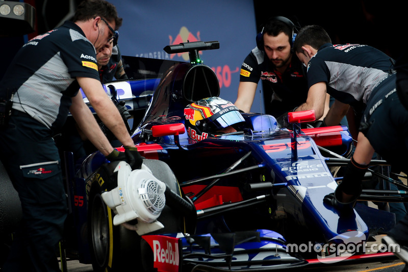 Carlos Sainz Jr., Scuderia Toro Rosso STR12