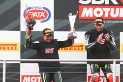 Podium: second place Leon Haslam, Puccetti Racing, race winner Tom Sykes, Kawasaki Racing