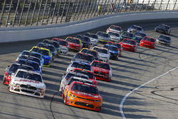 Kyle Larson, Chip Ganassi Racing Chevrolet and Cole Custer, Stewart-Haas Racing Ford