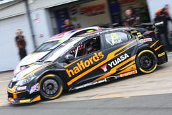 Matt Neal, Halfords Yuasa Racing Honda Civic Type R