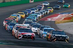 Martin Truex Jr., Furniture Row Racing Toyota, Kyle Busch, Joe Gibbs Racing Toyota