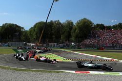 Start des Rennens: Lewis Hamilton, Mercedes AMG F1 W08