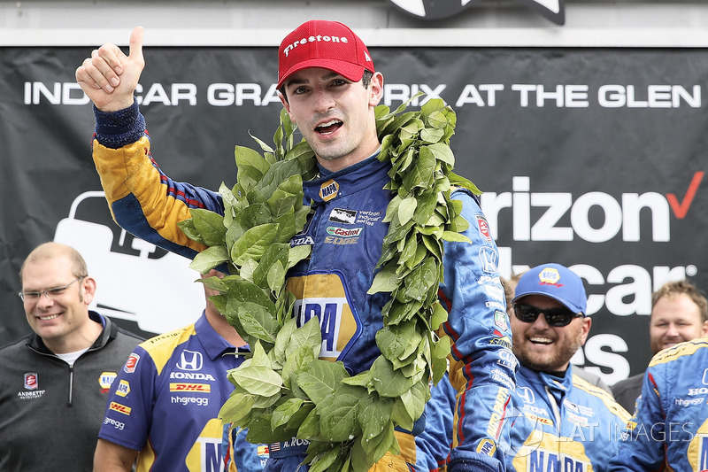 Уоткинс-Глен: второй успех Росси в IndyCar