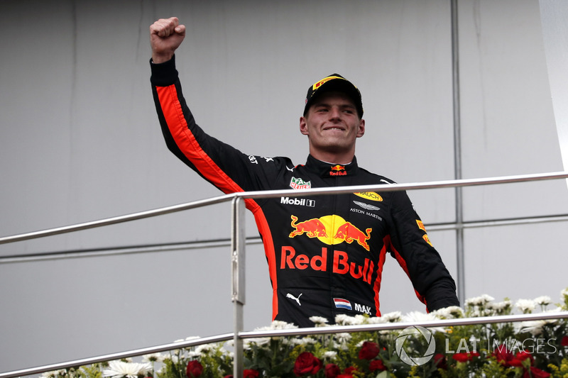 Подиум: победитель Макс Ферстаппен, Red Bull Racing