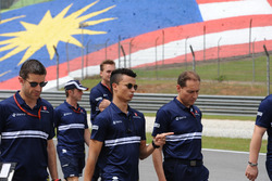 Pascal Wehrlein, Sauber walks the track