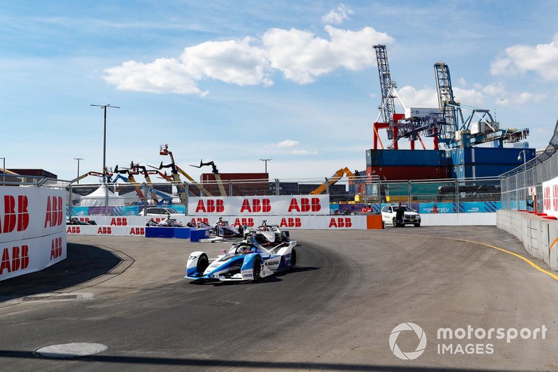 Alexander Sims, BMW I Andretti Motorsports, BMW iFE.18, Sébastien Buemi, Nissan e.Dams, Nissan IMO1