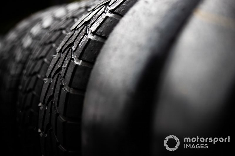 Neumáticos Pirelli