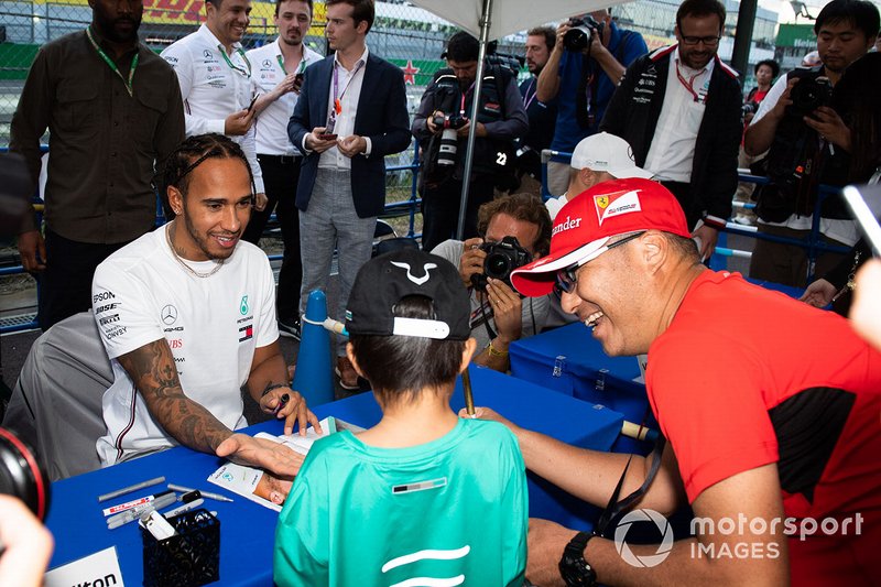 Lewis Hamilton, Mercedes AMG F1, meets fans