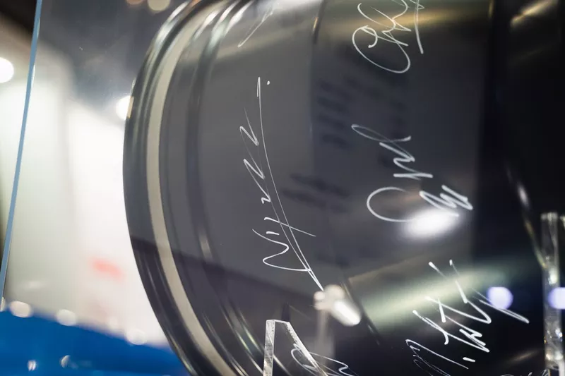 BBS F1 wheel with autographs of F1 drivers