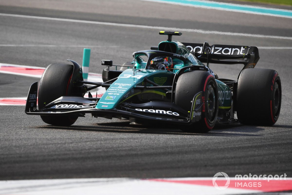 Felipe Drugovich, Aston Martin AMR22