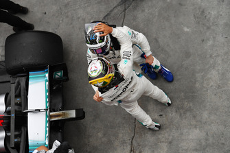 Lewis Hamilton, Mercedes AMG F1 and Valtteri Bottas, Mercedes AMG F1 W09 EQ Power+ celebrate in Parc Ferme