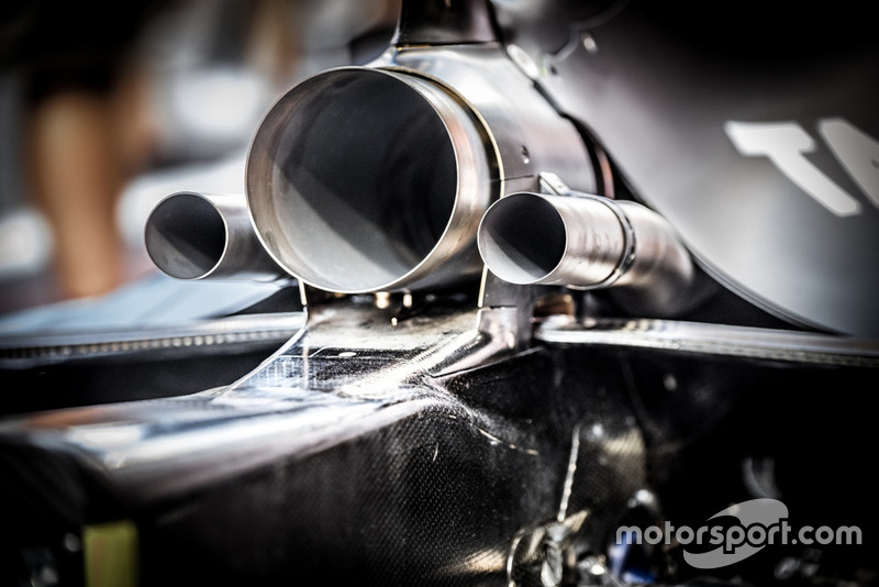 Red Bull RB14, dettaglio dello scarico
