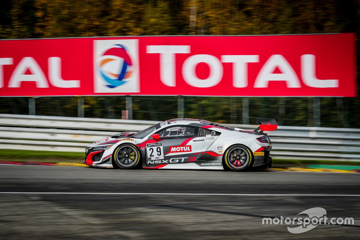 #29 Team Honda Racing Honda Acura NSX GT3: Dane Cameron, Mario Farnbacher, Renger van der Zande