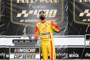 Joey Logano, Team Penske, Ford Mustang Shell Pennzoil