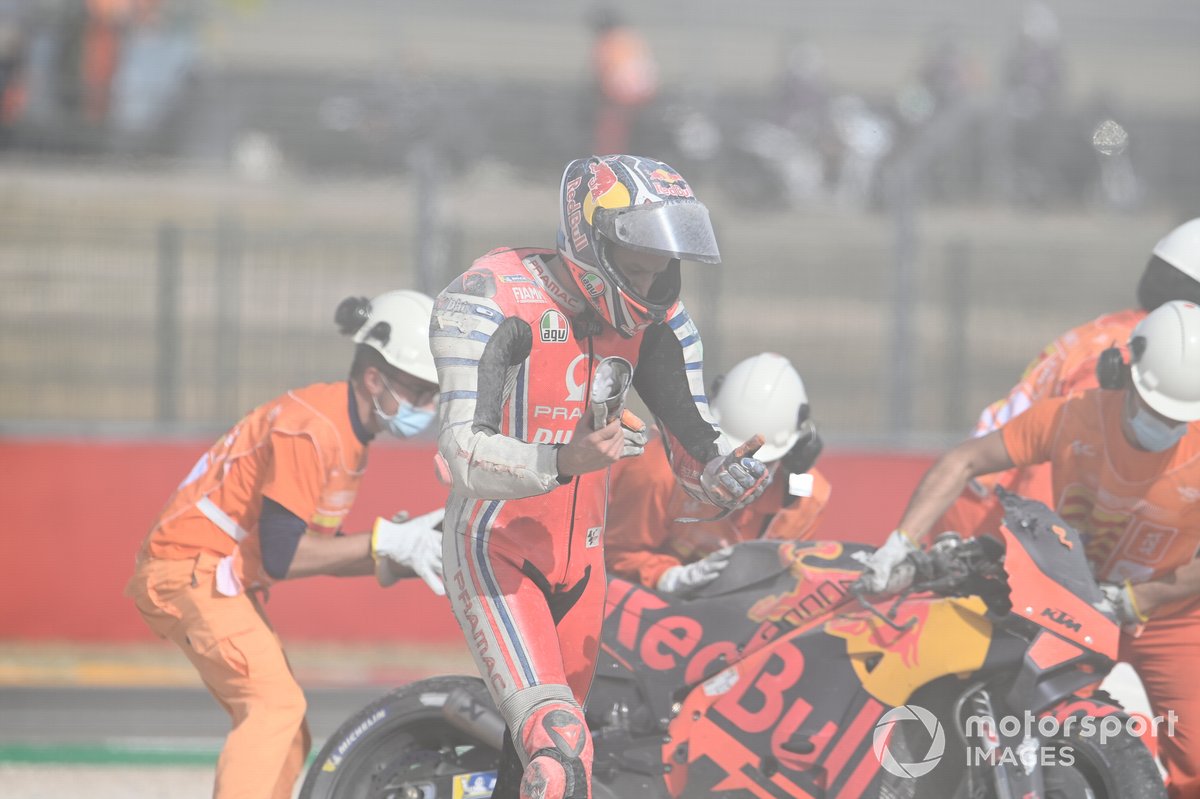 Caída de Jack Miller, Pramac Racing y Brad Binder, Red Bull KTM Factory Racing