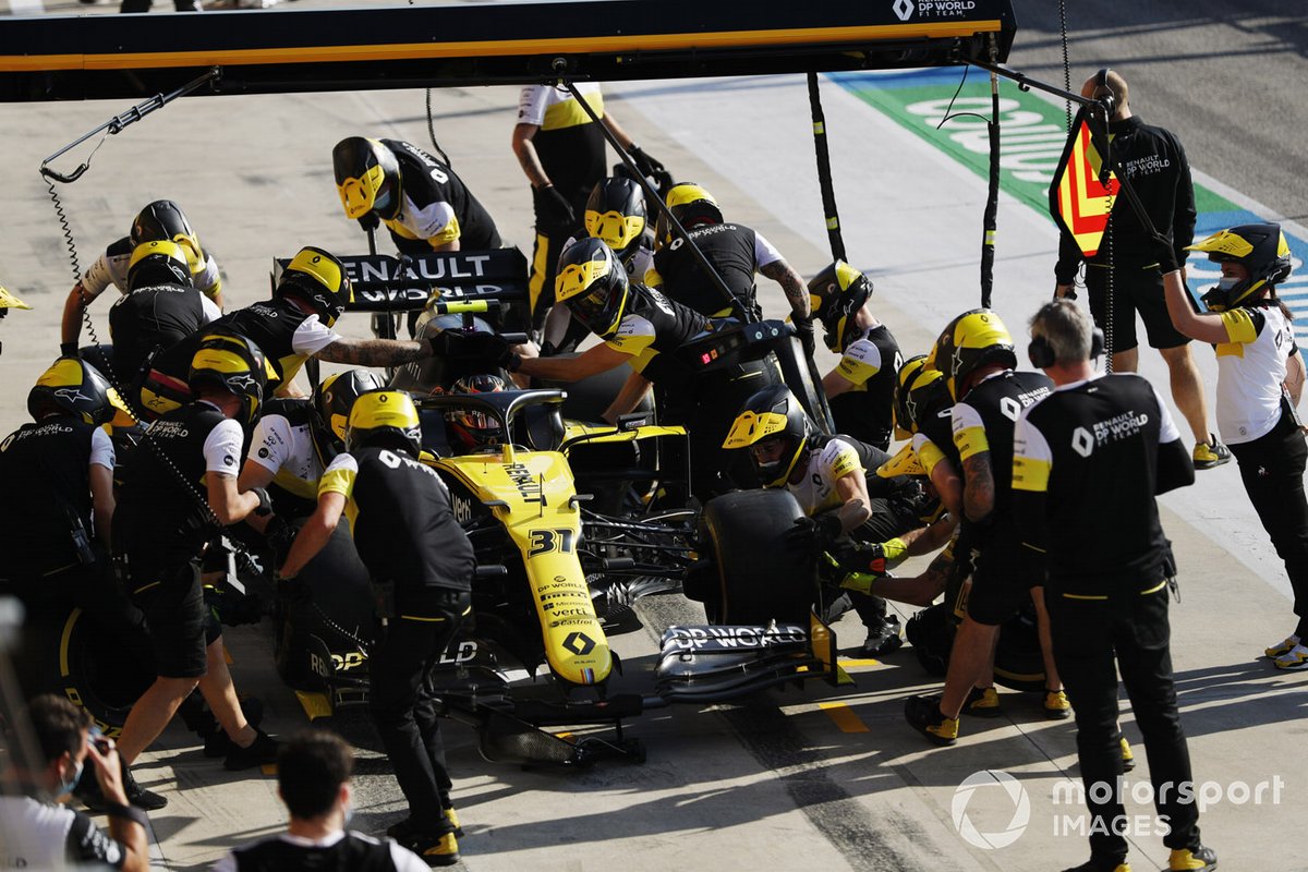 Esteban Ocon, Renault F1 Team R.S.20